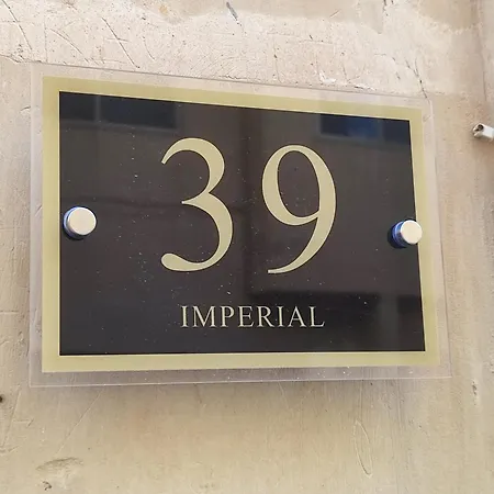 Imperial Buildings شقة سليمة
