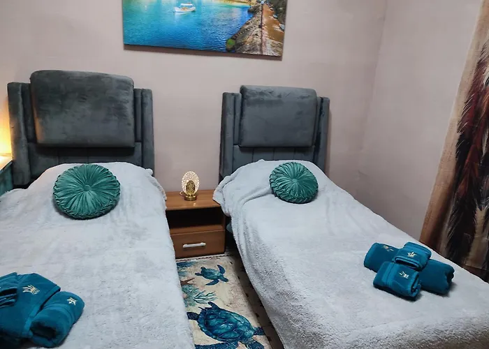 Imperial Buildings スリーマ